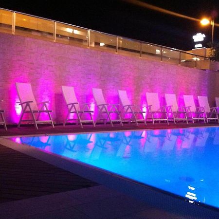 Terminal Palace & Spa Римини Екстериор снимка