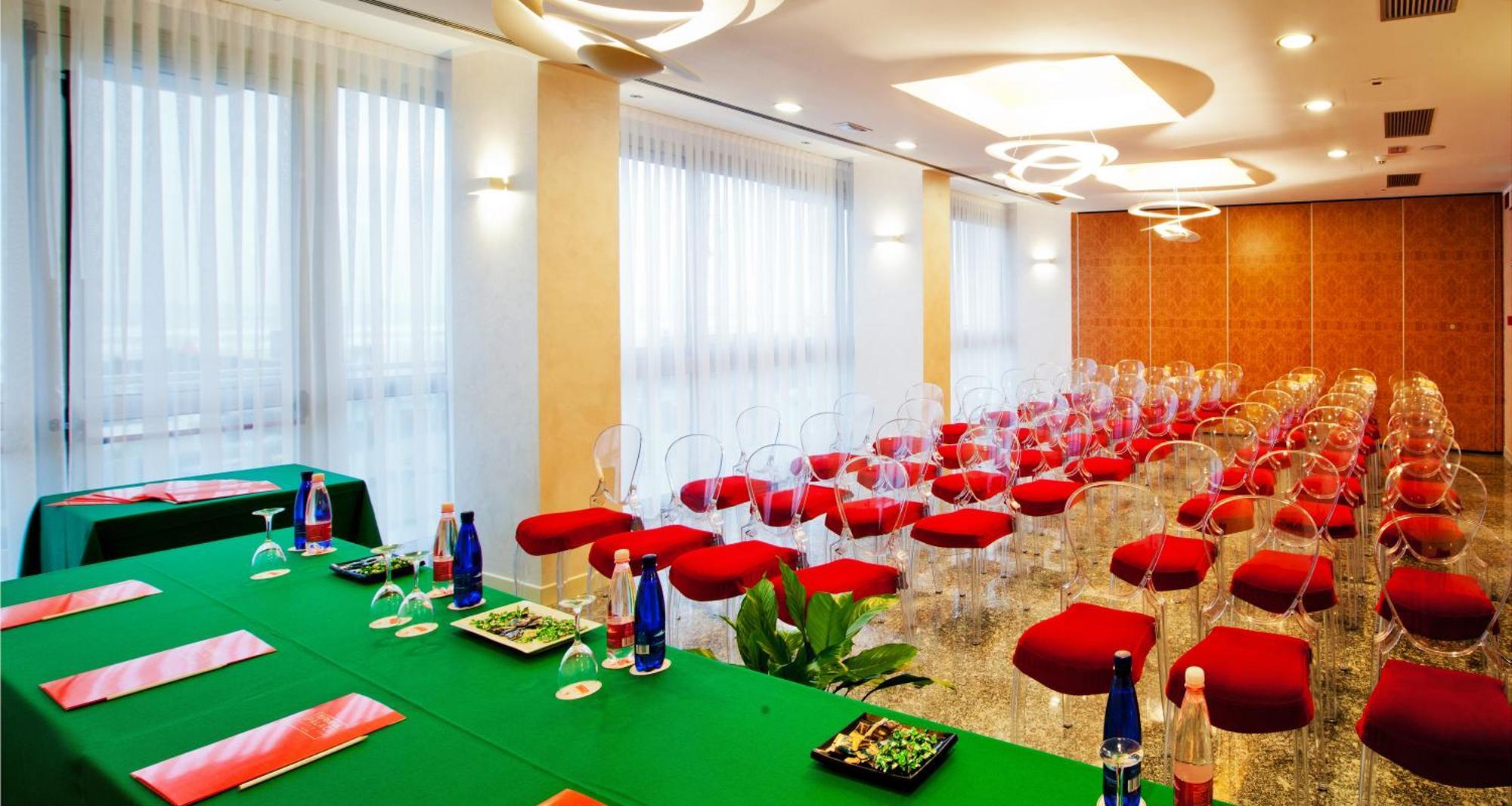 Terminal Palace & Spa Римини Екстериор снимка