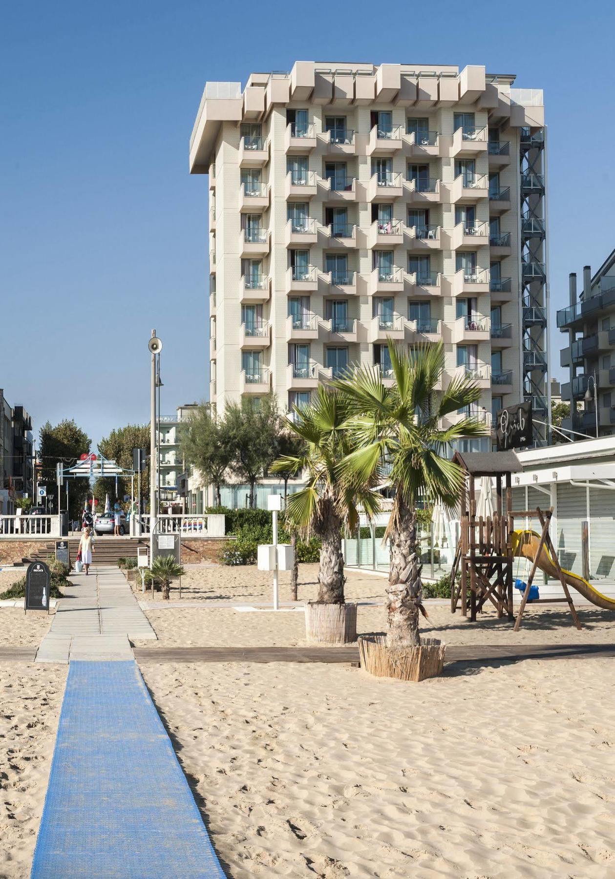 Terminal Palace & Spa Римини Екстериор снимка