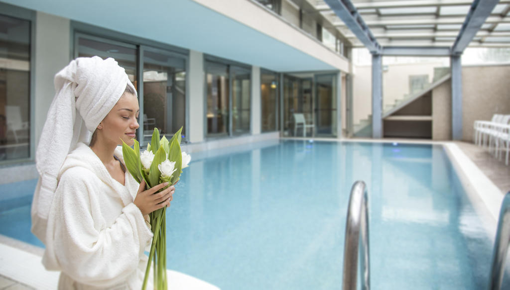 Terminal Palace & Spa Римини Екстериор снимка